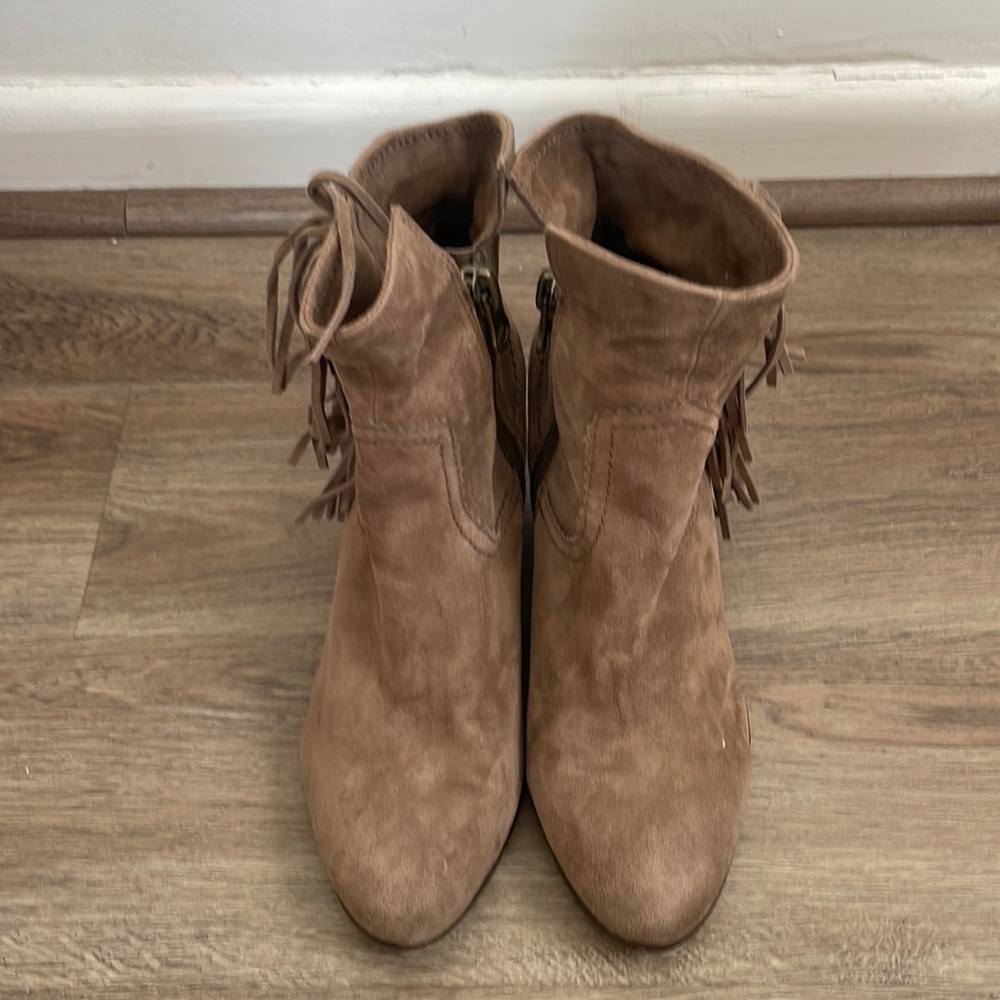 Sam Edelman size 8. 1/2 M good condition real leather